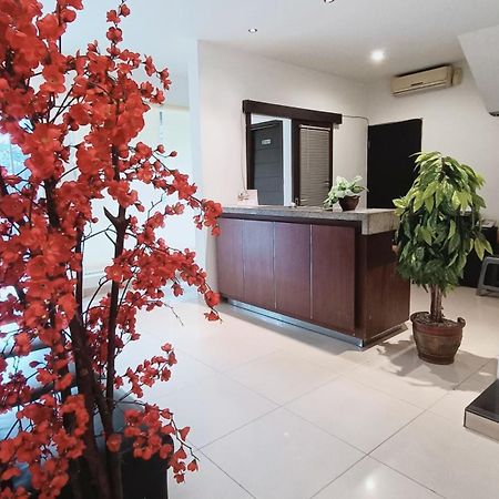 VI Hotel Bandung Ngoại thất bức ảnh